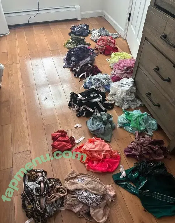 goddess_in_panties nude photo #0167 (lingerie_goddesses)