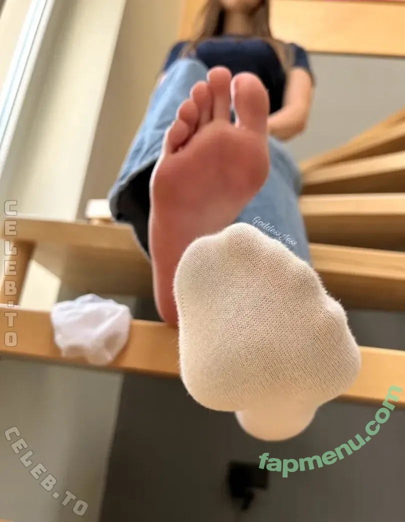 Goddess Jess nude photo #0103 (footgoddessjs)