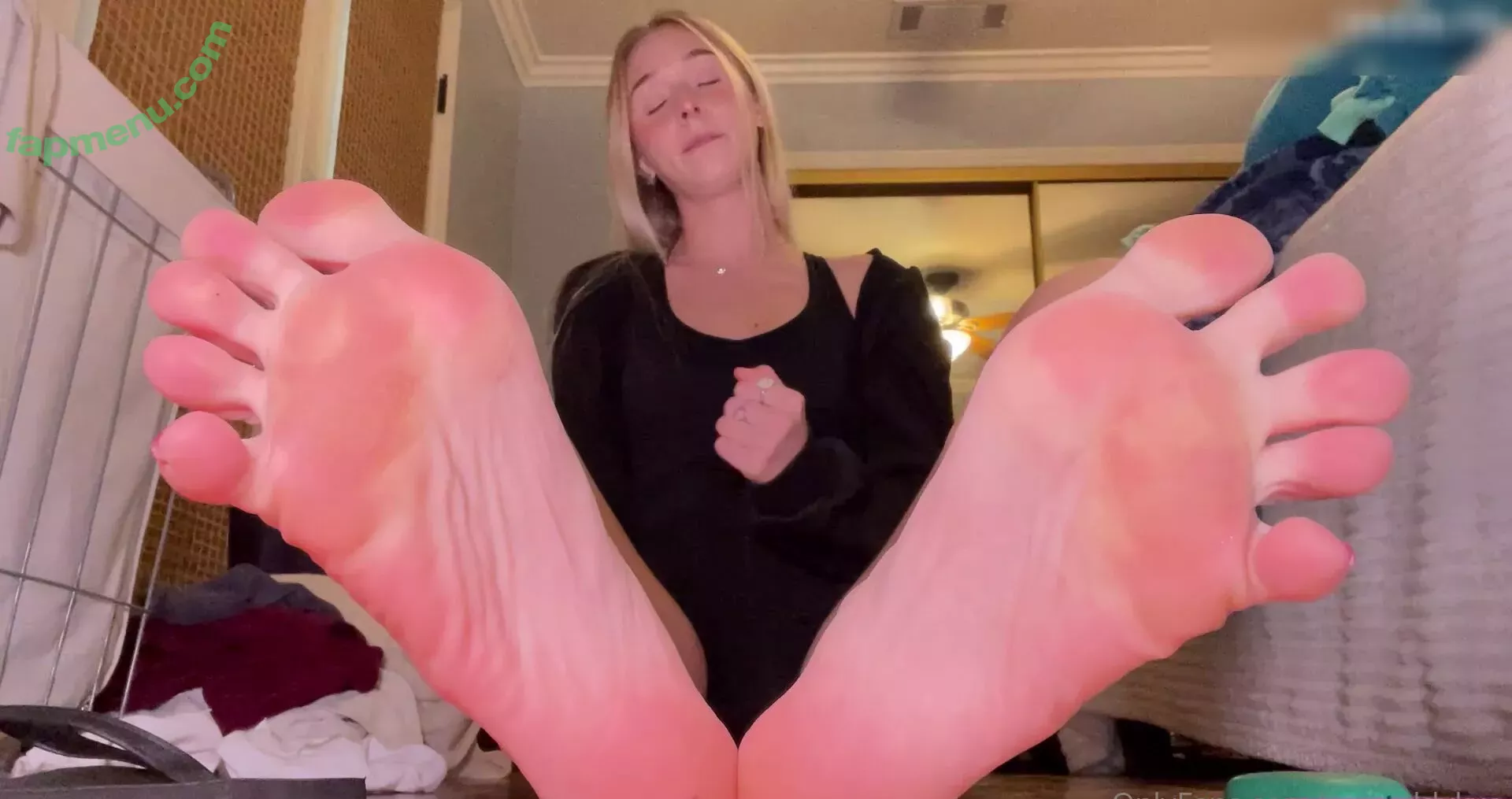 Goddess Kaylee nude photo #0169 (goddesskayliex / xomaddykxo / xomaddykxo26)