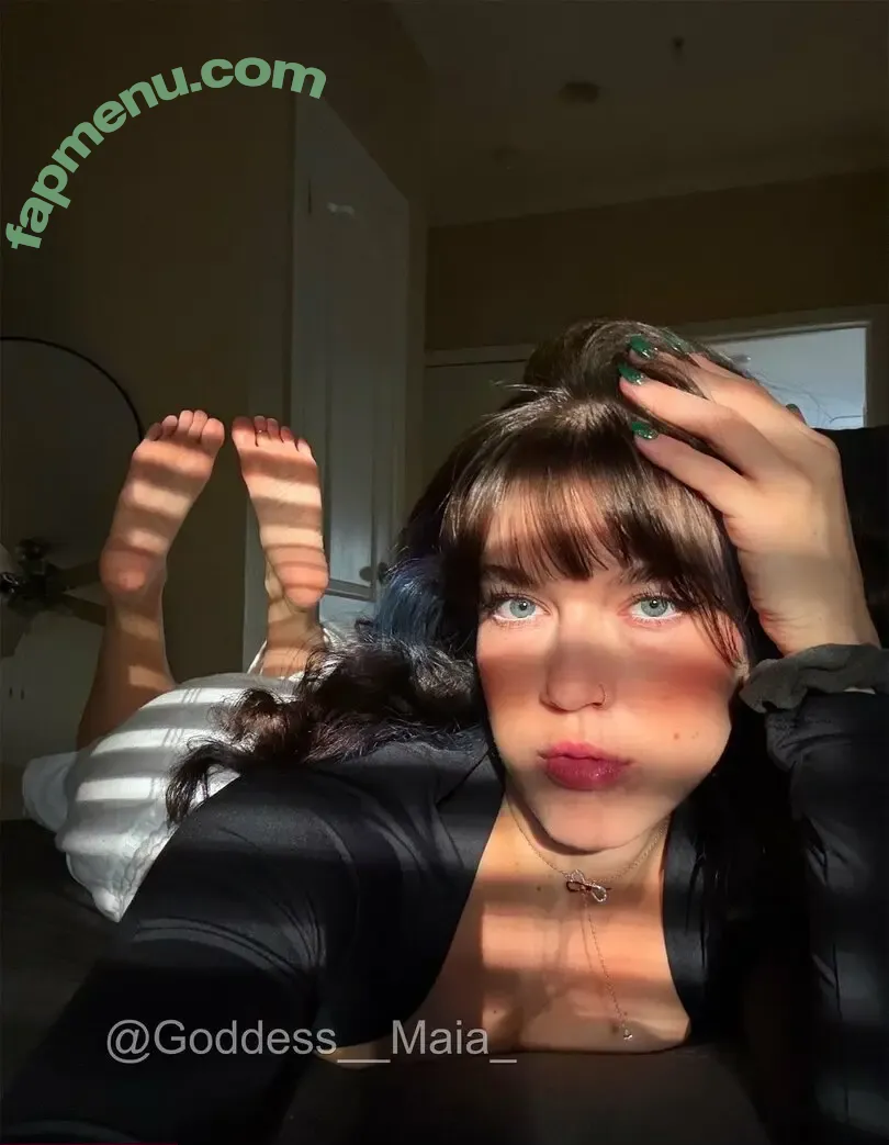 Goddess Maia nude photo #0006 (goddess_maia_the_smol / mygodmaia)