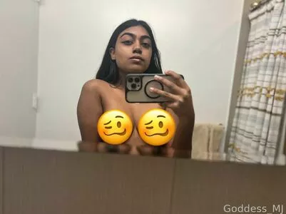 Goddess_MJ / yourgod_mala nude photo #0007