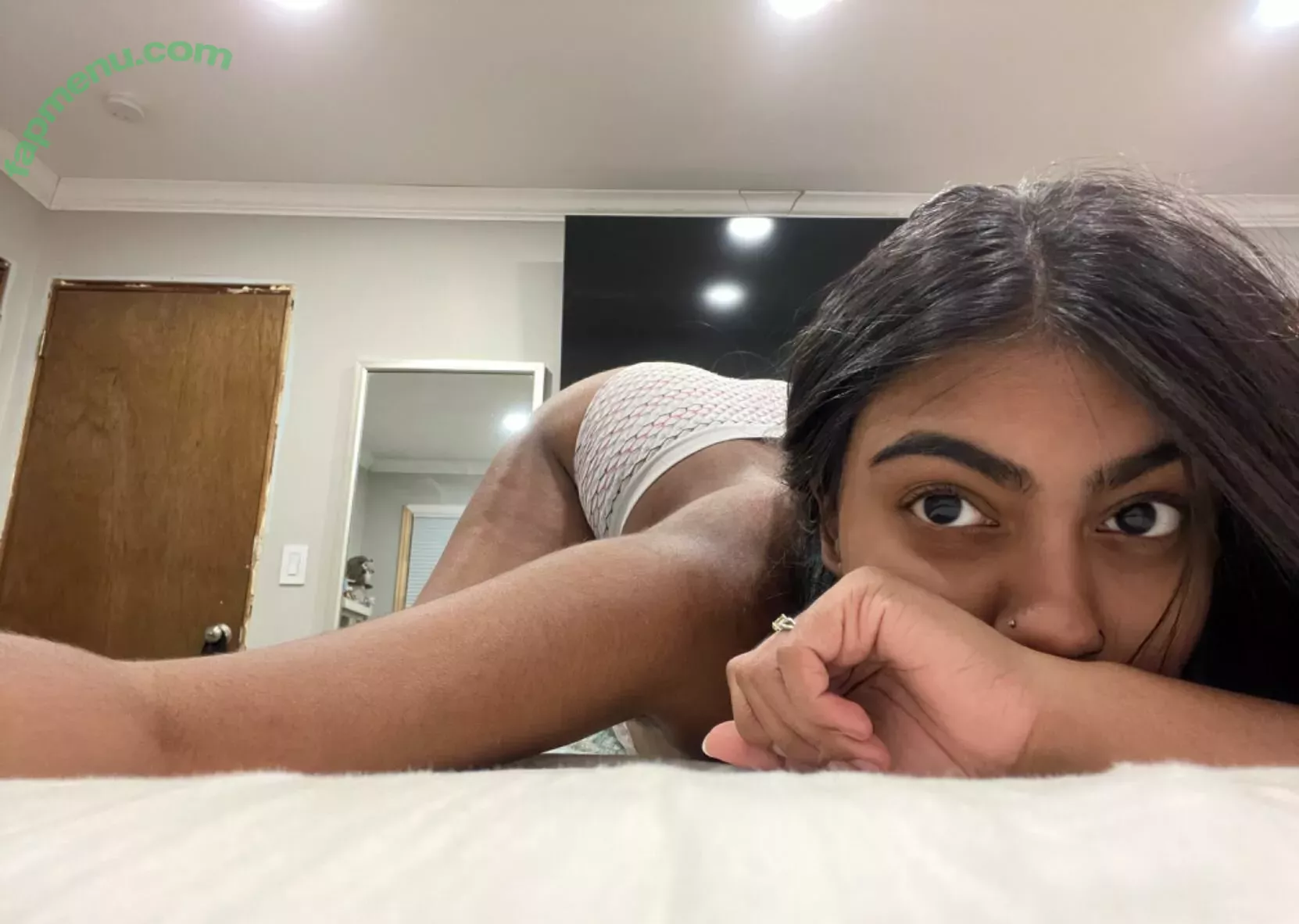 Goddess_MJ nude photo #0099 (yourgod_mala)