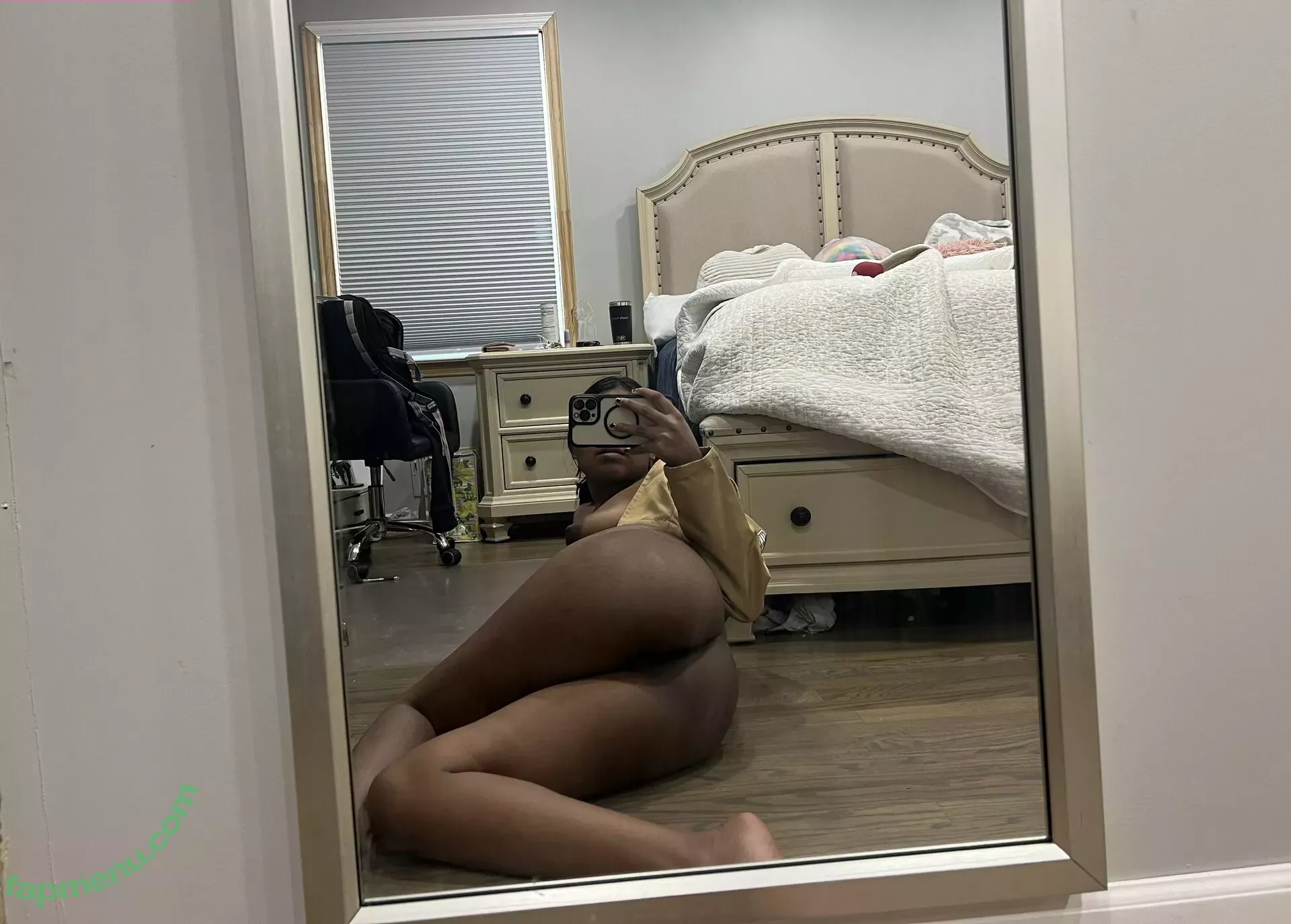 Goddess_MJ nude photo #0111 (yourgod_mala)