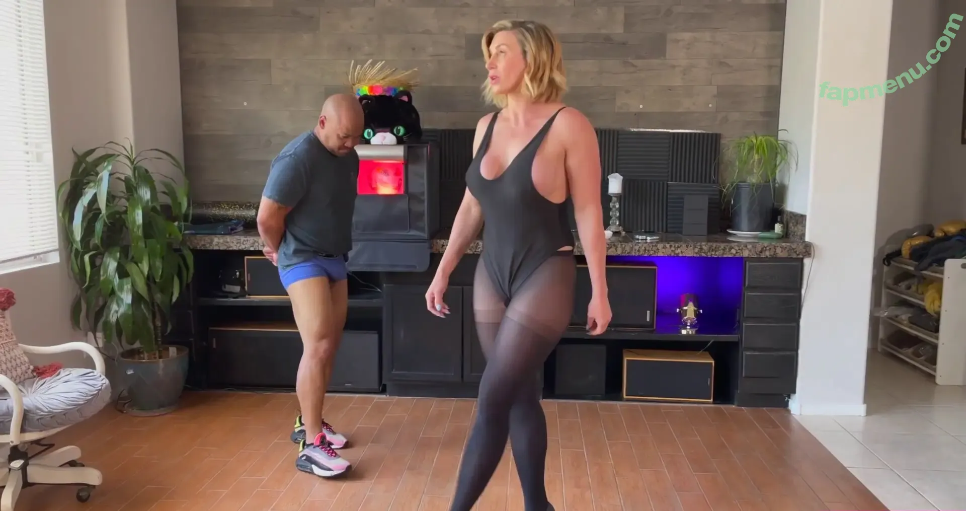 Goddess Rapture nude photo #0095 (MyGoddessRapture / rapture_goddess / scissormeplease)