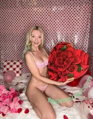 Goddess Shy / sweet.sanctuary5 / sweet_shy_girl97 / sweetshygirl97 nude photo #0045