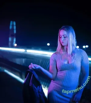 Goddess Sophie / sophie.skipper nude photo #0001