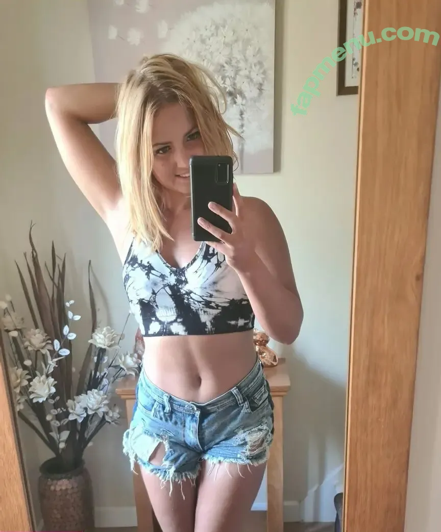 Goddess Sophie nude photo #0020 (sophie.skipper)