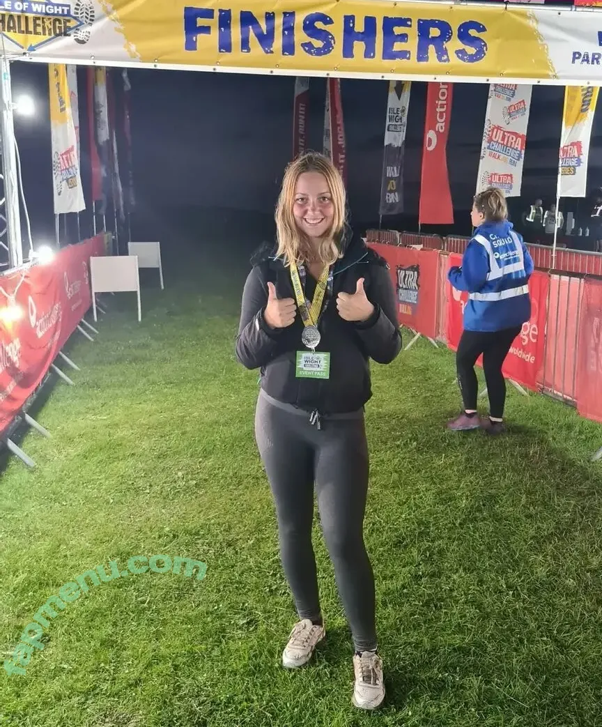 Goddess Sophie nude photo #0028 (sophie.skipper)