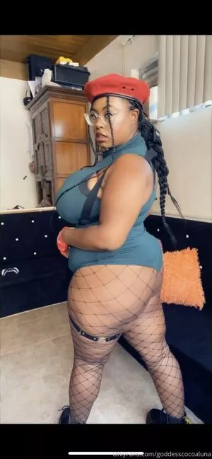 GoddessCocoaLuna / cocoaluna_ / lalaizsorandom nude photo #0070