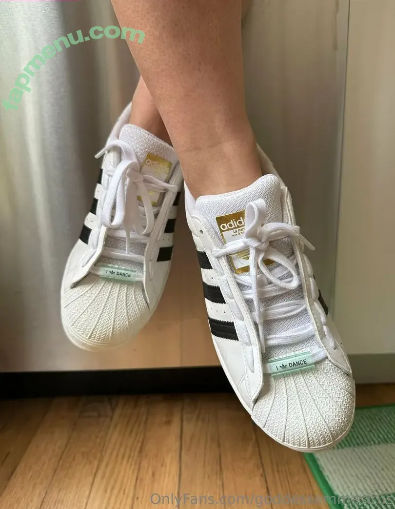 goddessemmasirus nude photo #0014 (goddessemmasirus)