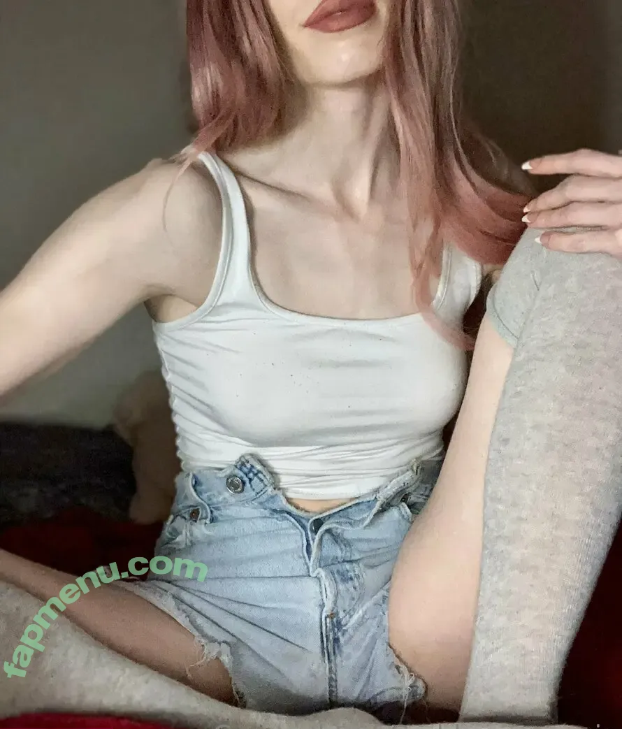 goddessgamerjo nude photo #0021 (goddessgamerjo)