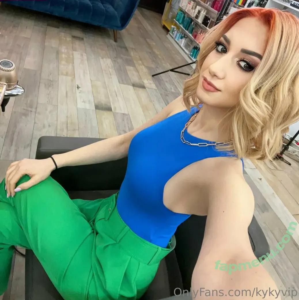 goddesskykyfree nude photo #0013 (kyliemoonexx)