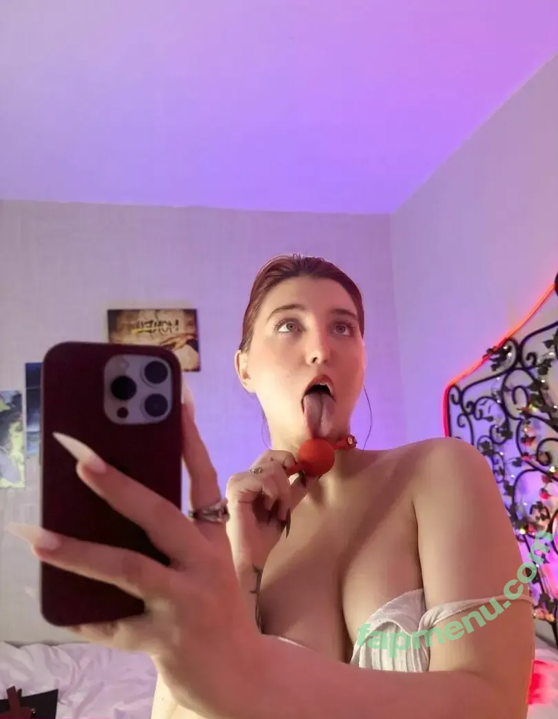 goddessMiranda nude photo #0164 (mistressmiranda_)