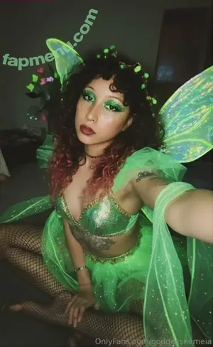 goddessnemeia / _nemeia_ nude photo #0011
