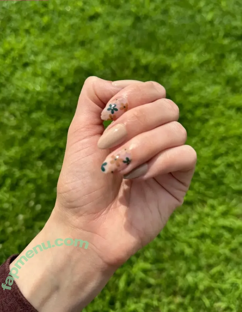 goddessnikkikit nude photo #0333 (femdomnikkikit)