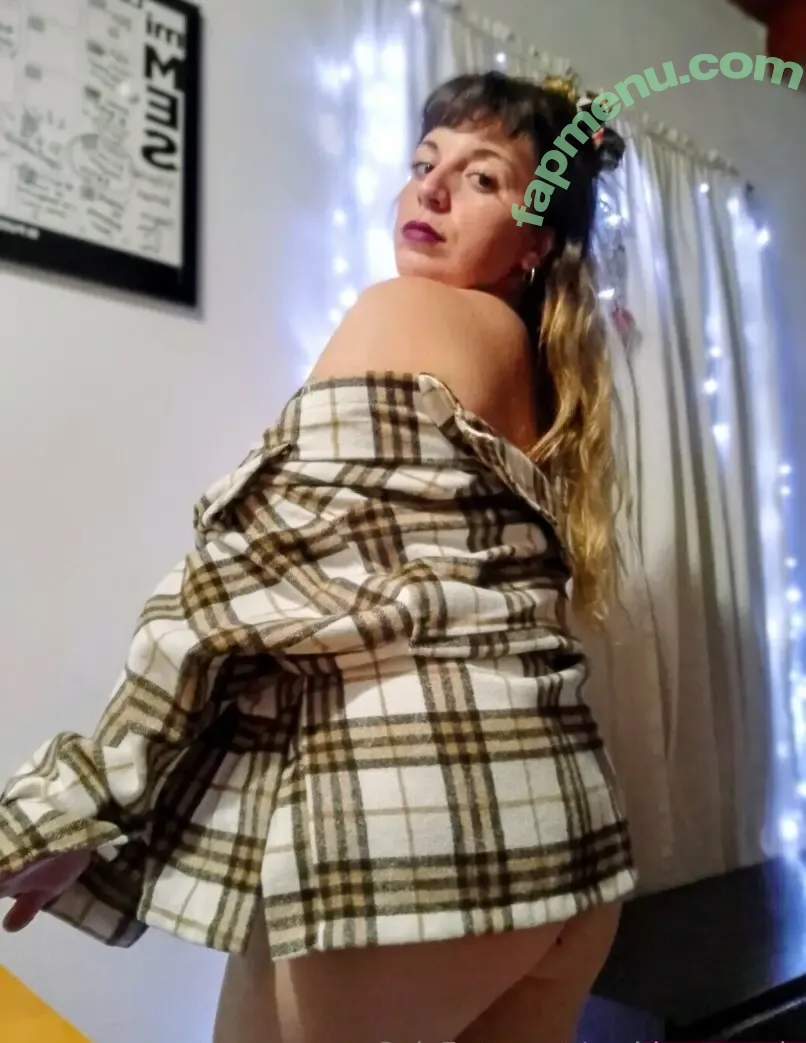 goddessnovak nude photo #0002 (worshipnova_)