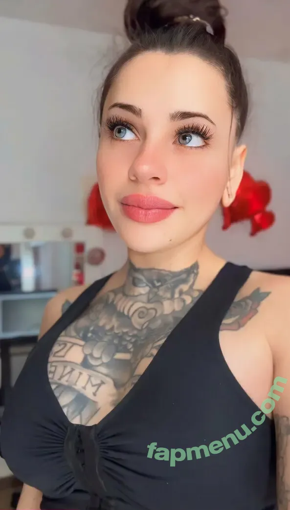 goddessoffia nude photo #0015 (goddess_factory)