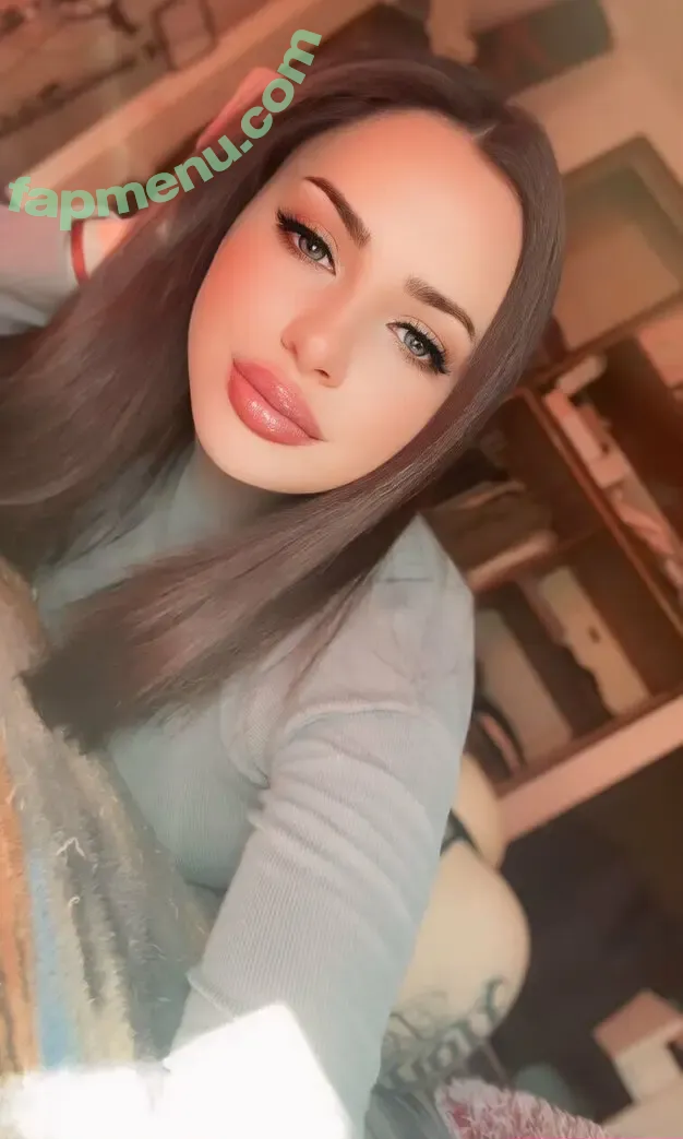 goddessoffia nude photo #0024 (goddess_factory)