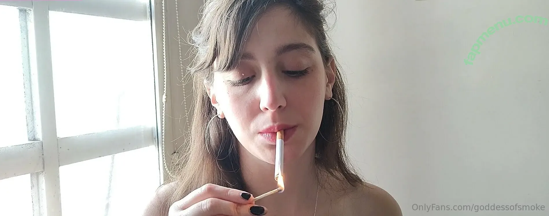 goddessofsmoke nude photo #0013 (goddess__of__smoke)