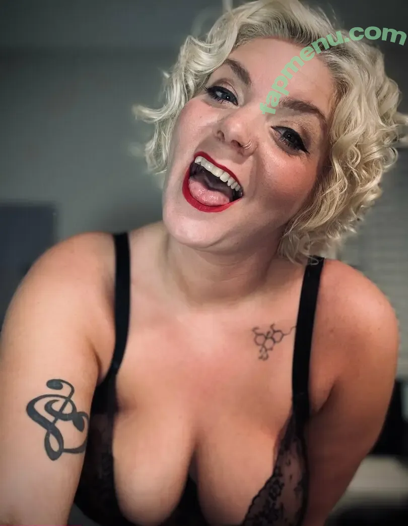goddesspoppybud nude photo #0009 (goddesspoppybud)