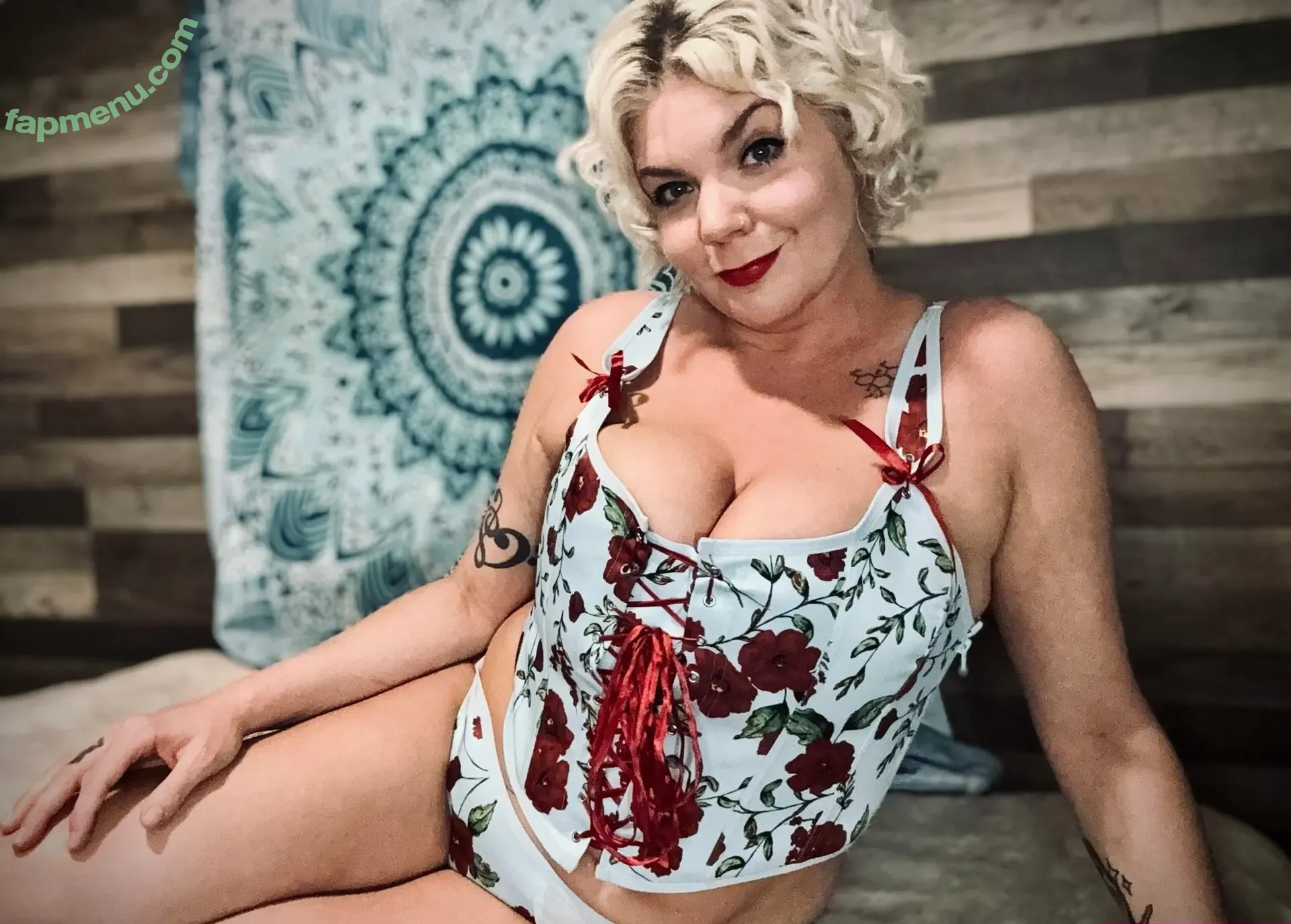 goddesspoppybud nude photo #0030 (goddesspoppybud)