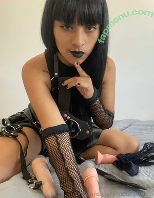  nude photo #0005