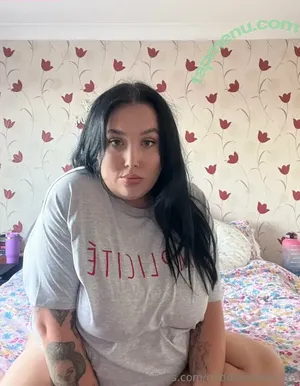  nude photo #0002