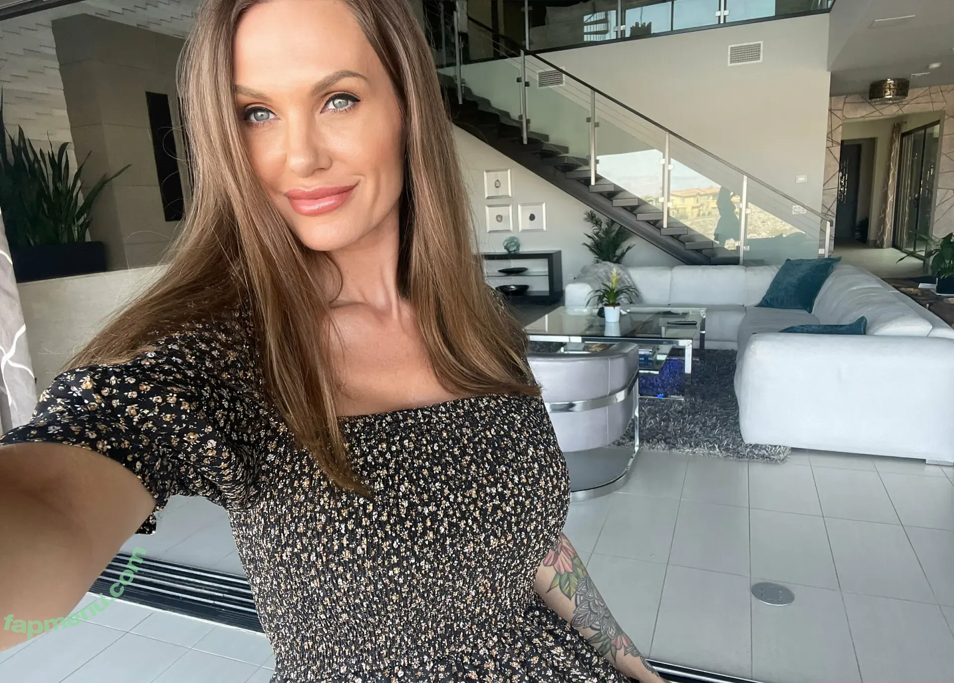 goddessstellasol nude photo #0040 (goddessstellasol)