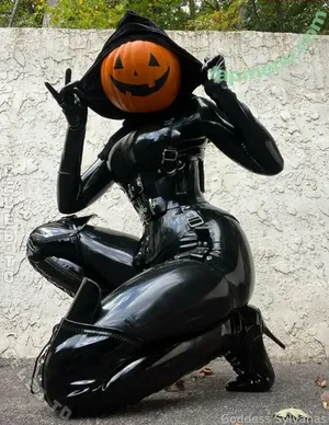 GoddessSylvanas / Thelatexqueen / goddess.sylvanas / princess_vasilisa nude photo #0076