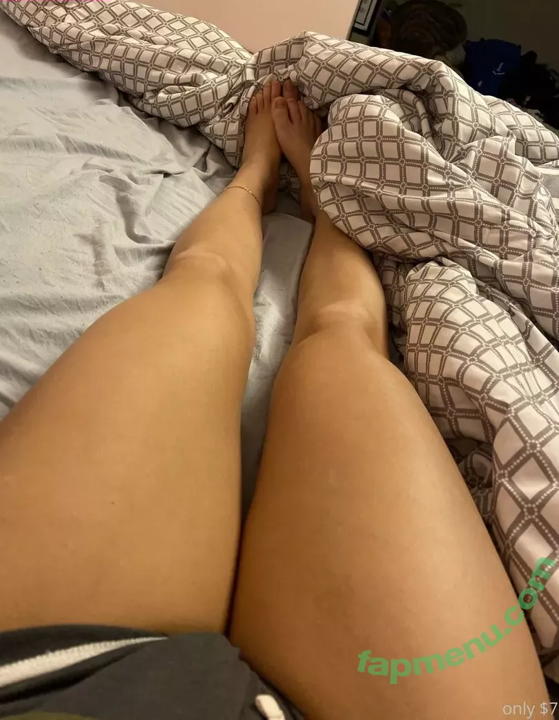 goddessvalentinaaa nude photo #0002 (Cariiinaaa / ItalianLatina)