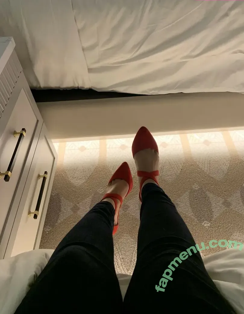 Goddessxxrosexx nude photo #0033 (goddessxxrose)