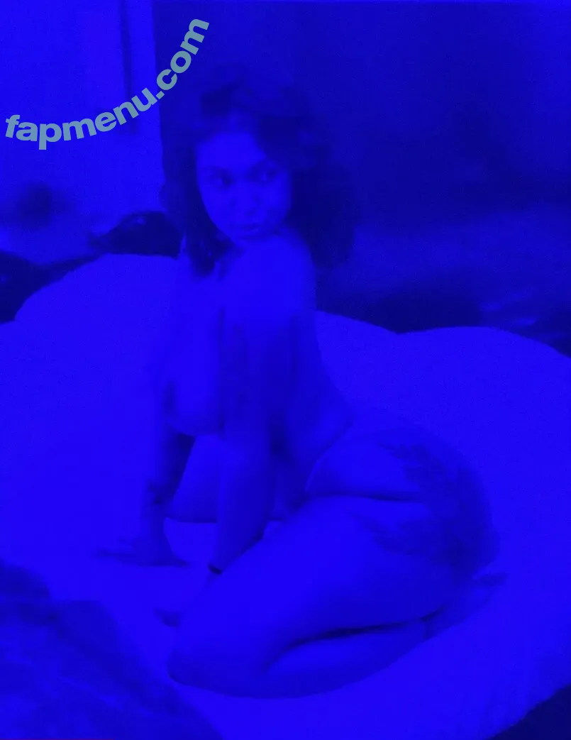 Goddyxaura nude photo #0050 (auraglowin / glowinafterdark / realgoddy)