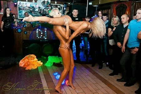 Gogo Stripper / gogo.striper / mogogogo / private show / show in club nude photo #0168