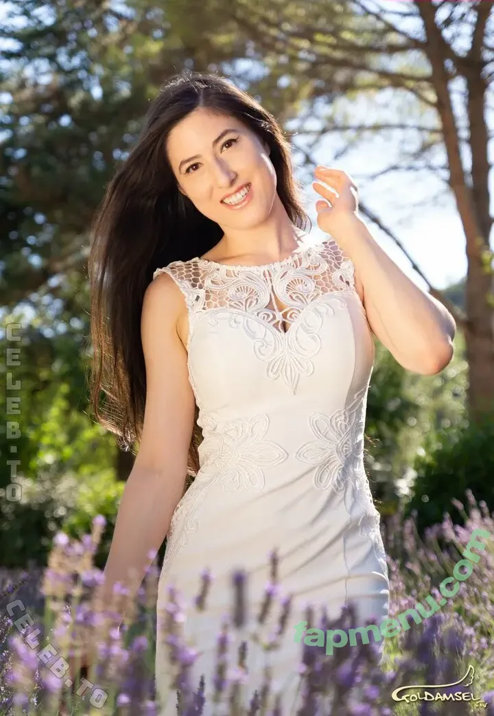 Goldamsel nude photo #0050 (GoldamselTwitch / goldamselssecrets)