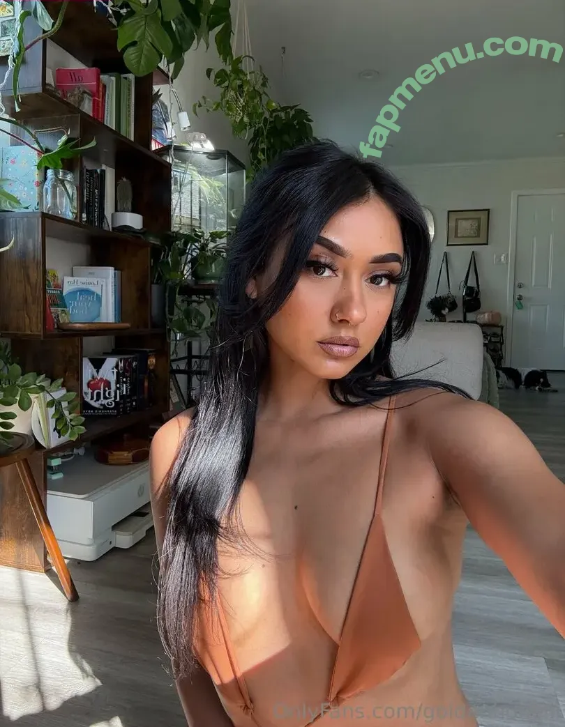 goldenhoneiii nude photo #0019 (goldenhoneiii)
