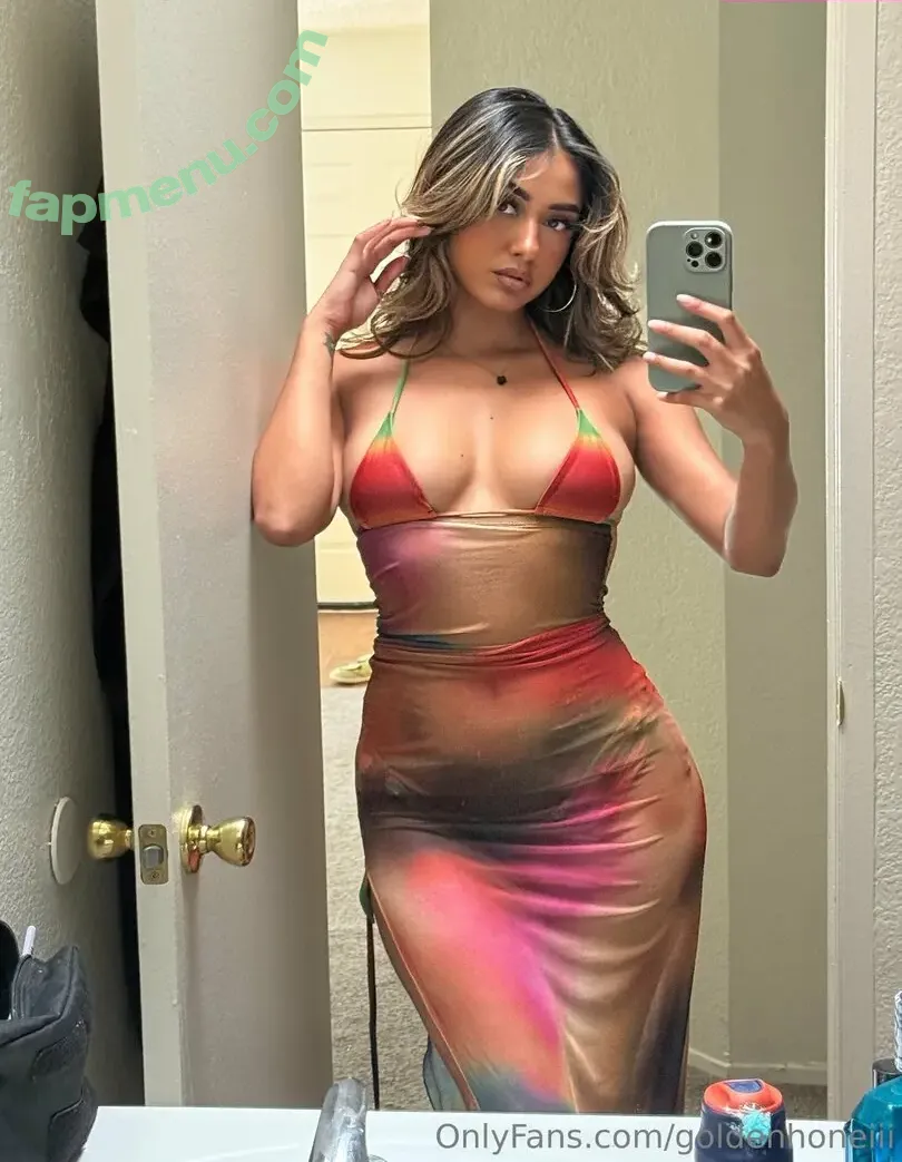 goldenhoneiii nude photo #0055 (goldenhoneiii)