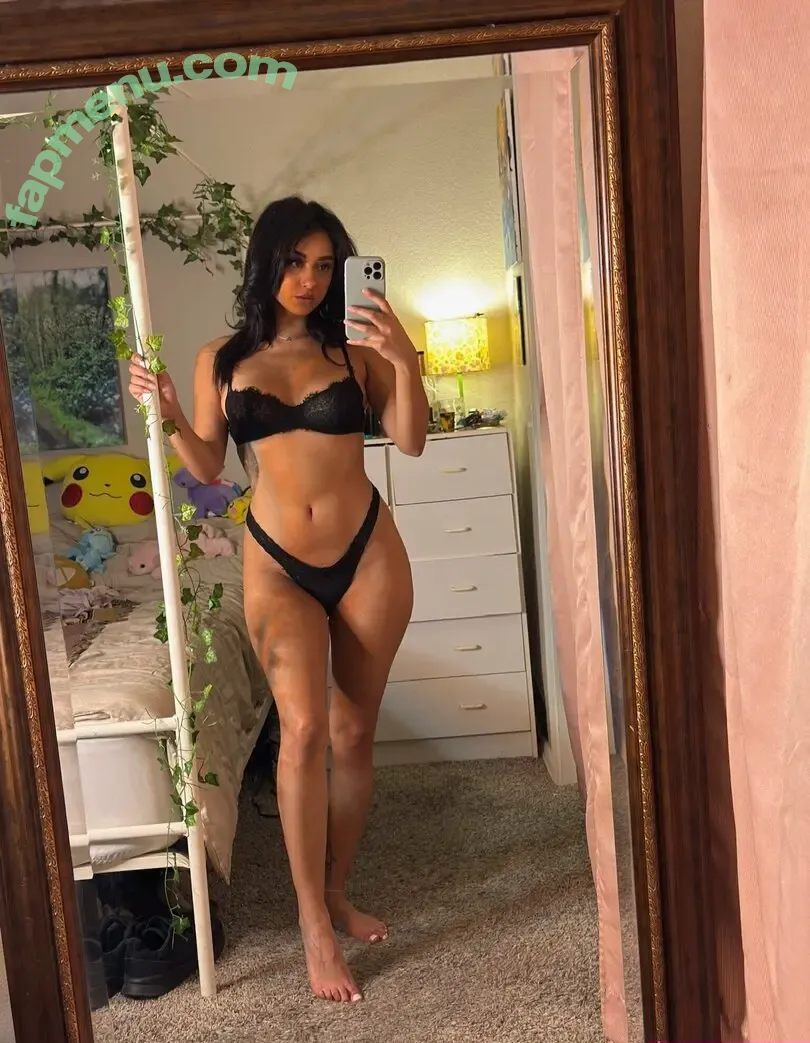 goldenhoneiii nude photo #0070 (_goldenhoney)