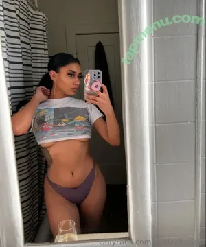 Goldenhoneiii / Tkfeelsok nude photo #0201