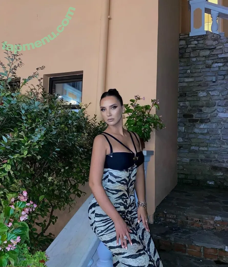 Goldi Halili nude photo #0178 (or_halili)
