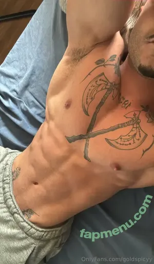 goldspicyy nude