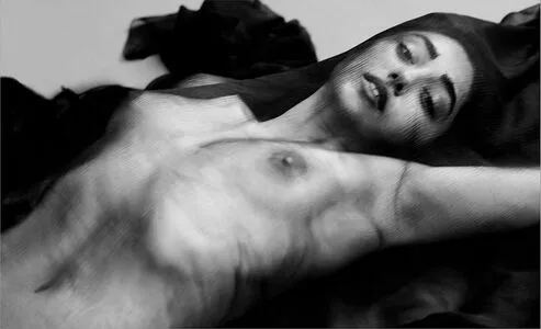 Golshifteh Farahani / golfarahani nude photo #0008