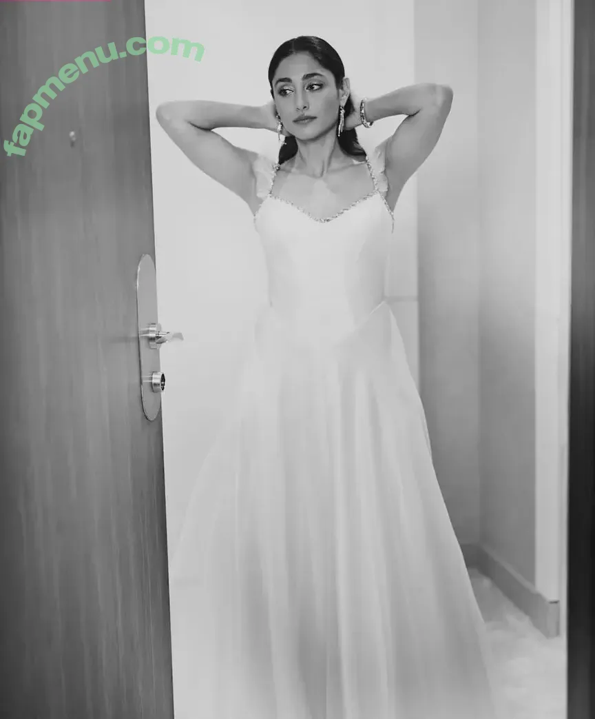 Golshifteh Farahani nude photo #0031 (golfarahani)