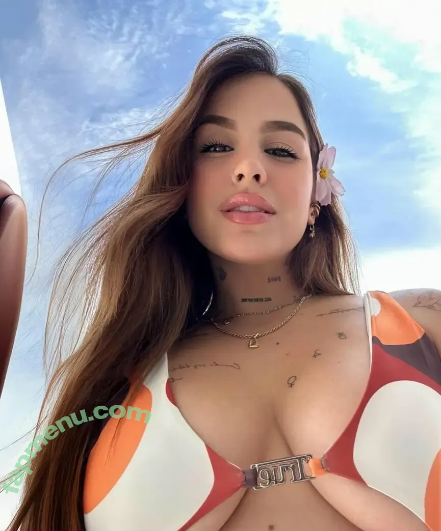 Gonzalez M. Laura nude photo #0011 (lauragonzalezs__ / lauragonzalezs__ [Nudes])