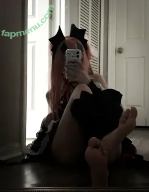 Goodbyezeli / hellozeli nude photo #0002