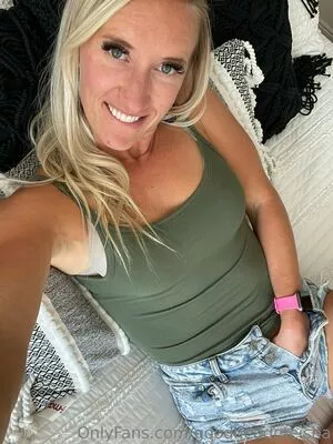 goodheadmeisha / _meishaaa nude photo #0393