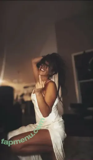  nude photo #0004