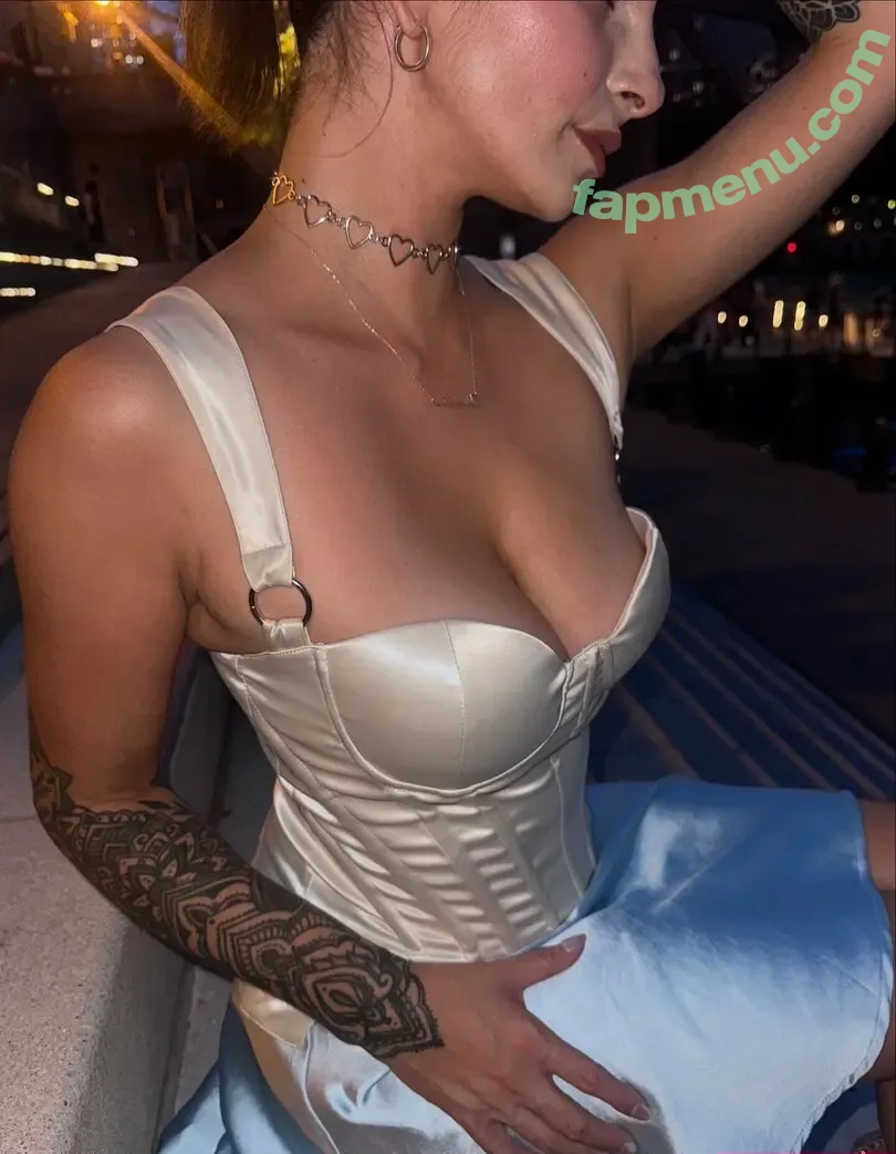 goodwithmytongue nude photo #0165 (good_withmytongue)
