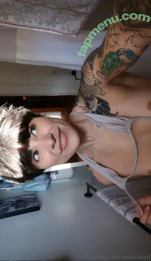 Gooniesyd / Gooniesyyd nude photo #0022