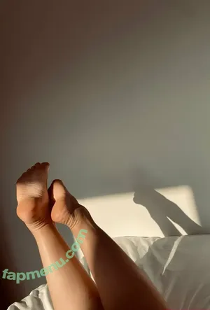 nude photo #0001