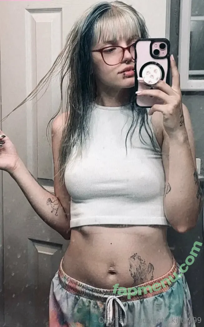 goth.kitty999 nude photo #0003 (goth_kitty.xo)